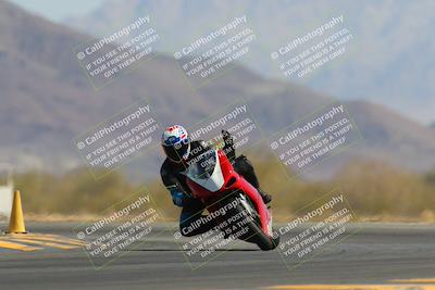 media/Apr-09-2023-SoCal Trackdays (Sun) [[333f347954]]/Turn 14 (1015am)/